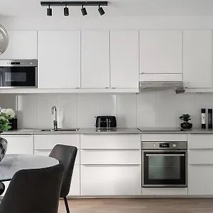 Beautiful Central Apartment