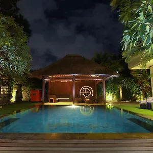 https://the-island-hotel-bali.ubudhotelsnow.com